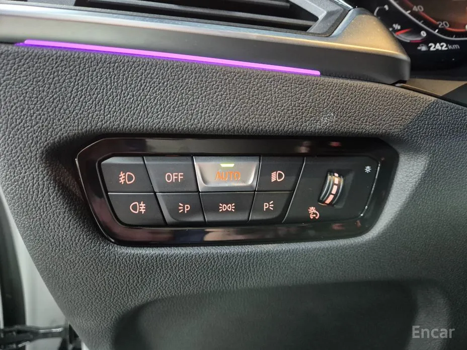 Фото 16 - BMW 3 Series