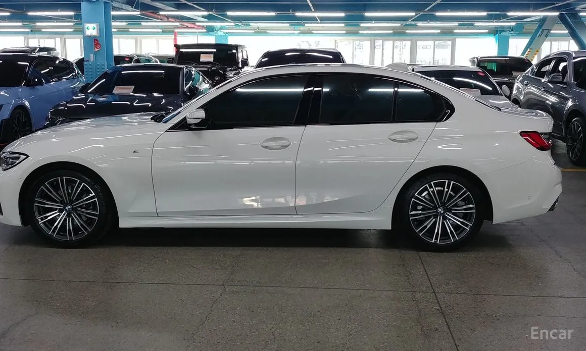 Фото 3 - BMW 3 Series