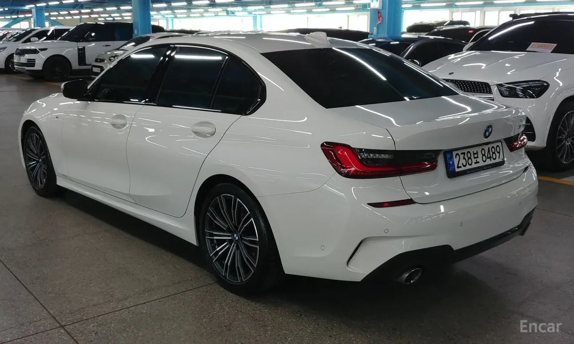 Фото 4 - BMW 3 Series