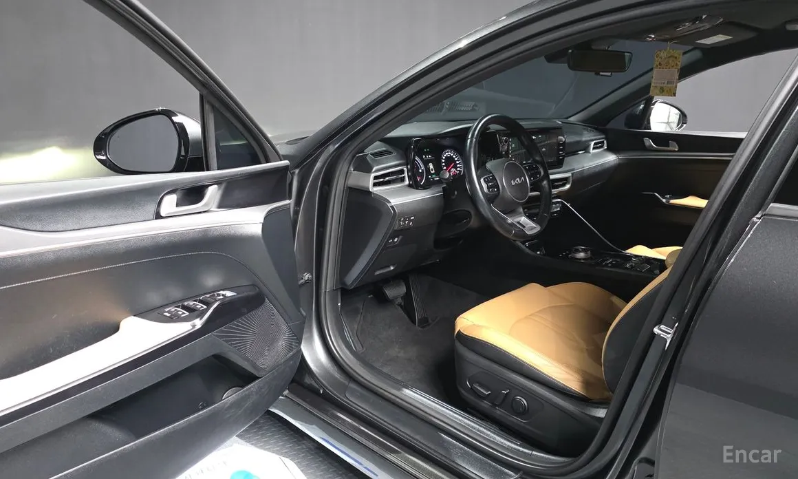 Фото 10 - Kia K5