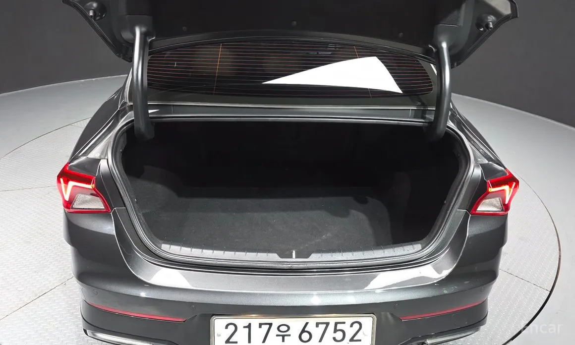 Фото 20 - Kia K5