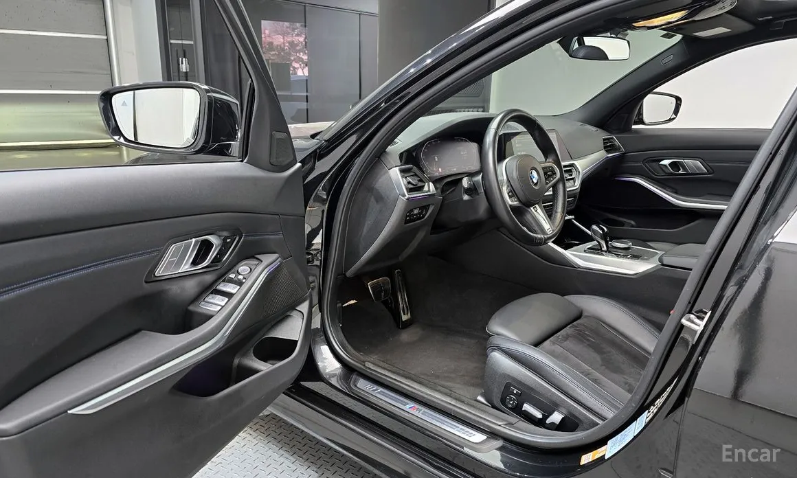 Фото 11 - BMW 3 Series