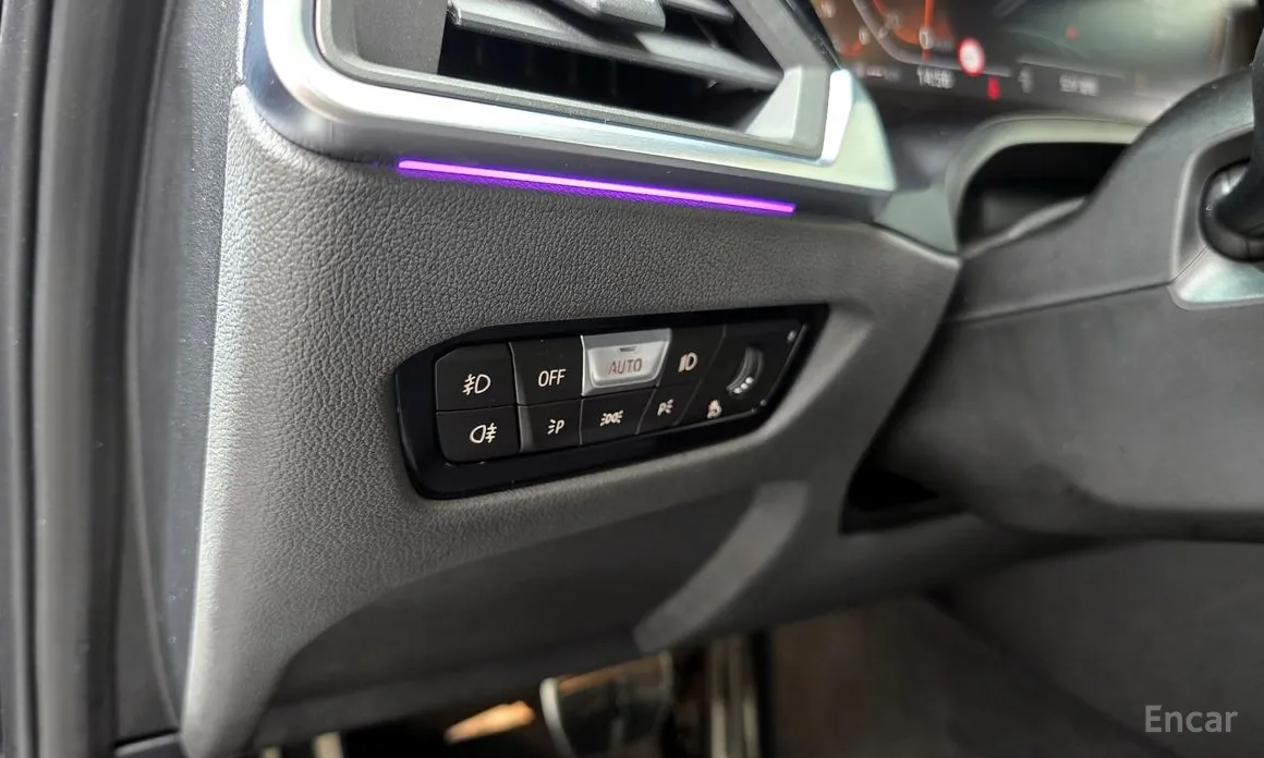 Фото 17 - BMW 3 Series