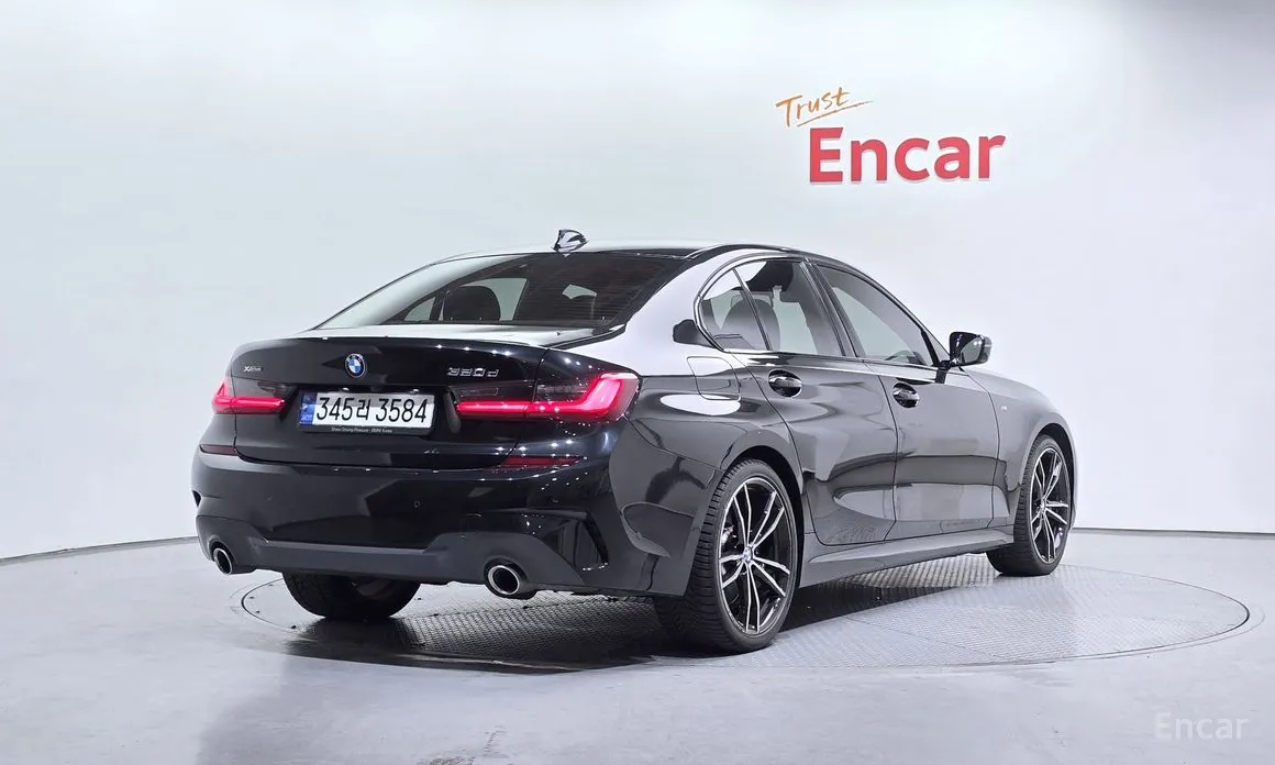 Фото 2 - BMW 3 Series