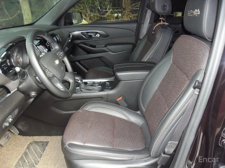 Фото 10 - Chevrolet Traverse