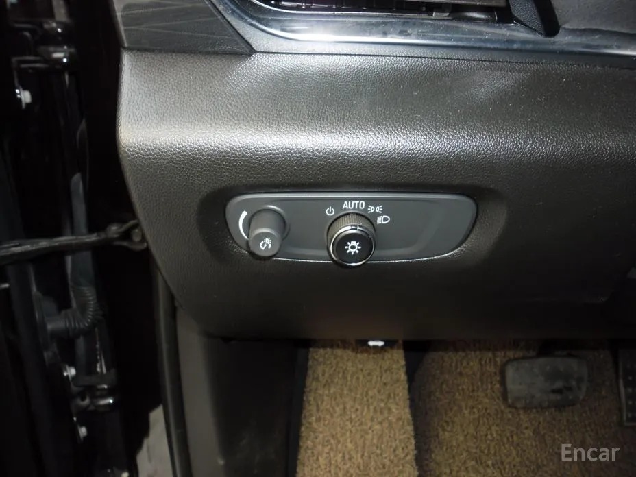 Фото 8 - Chevrolet Traverse