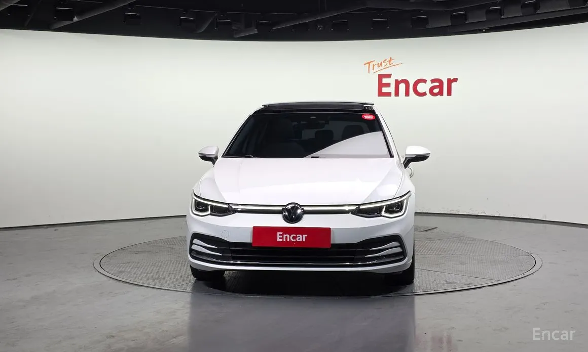 Фото 3 - Volkswagen Golf