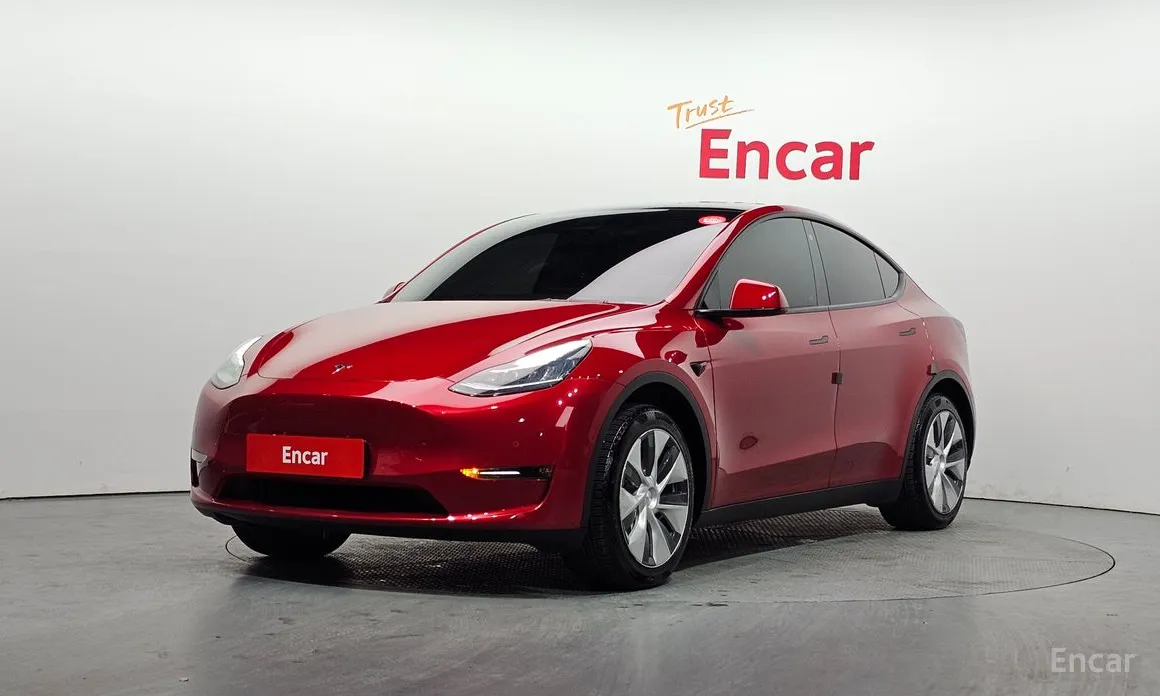 Фото 1 - Tesla Model Y