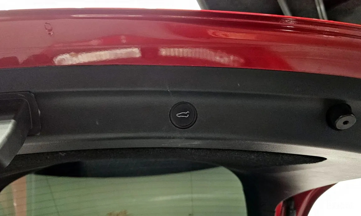 Фото 20 - Tesla Model Y