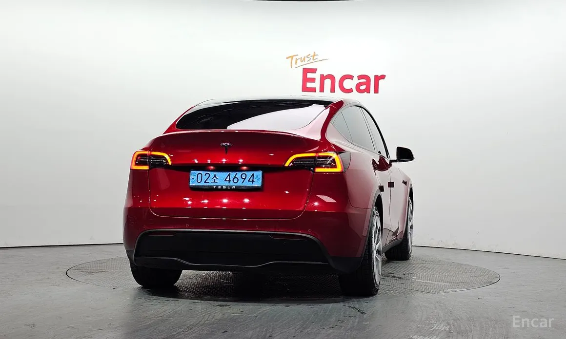 Фото 4 - Tesla Model Y