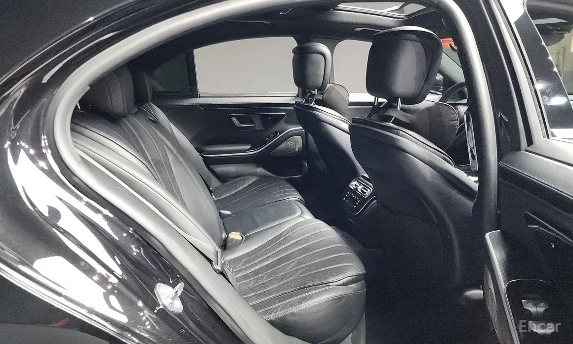 Фото 12 - Mercedes-Benz S-Class