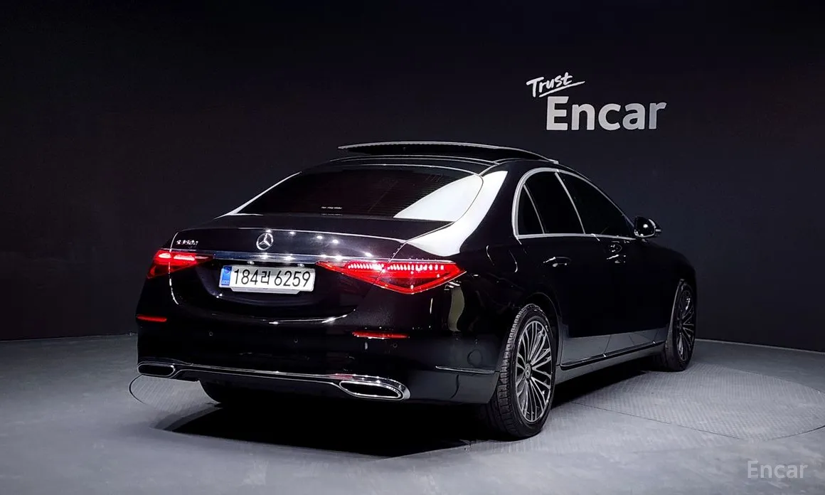 Фото 2 - Mercedes-Benz S-Class