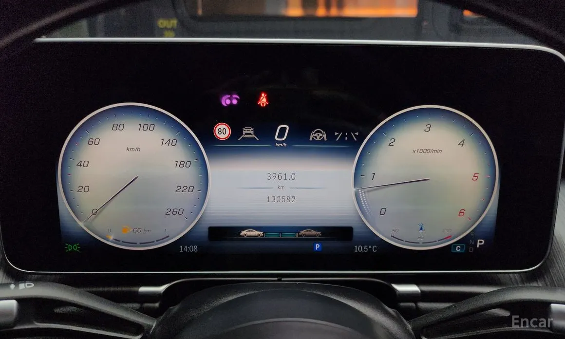 Фото 8 - Mercedes-Benz S-Class