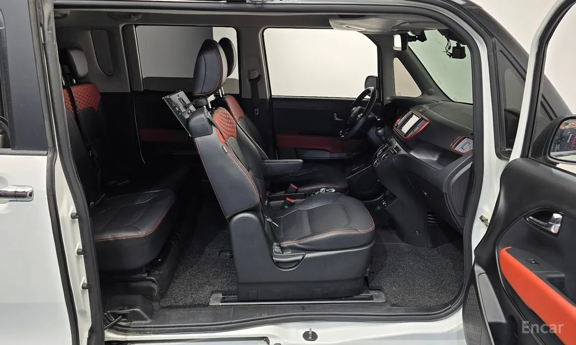 Фото 12 - Kia Ray