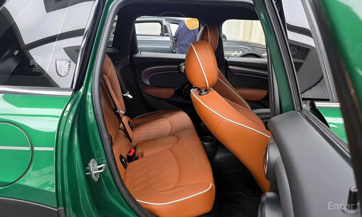 Фото 12 - Mini Cooper