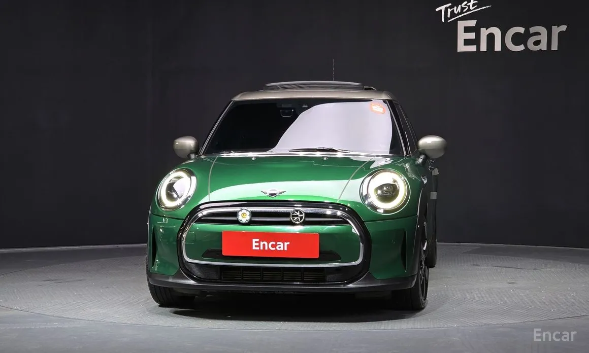 Фото 3 - Mini Cooper