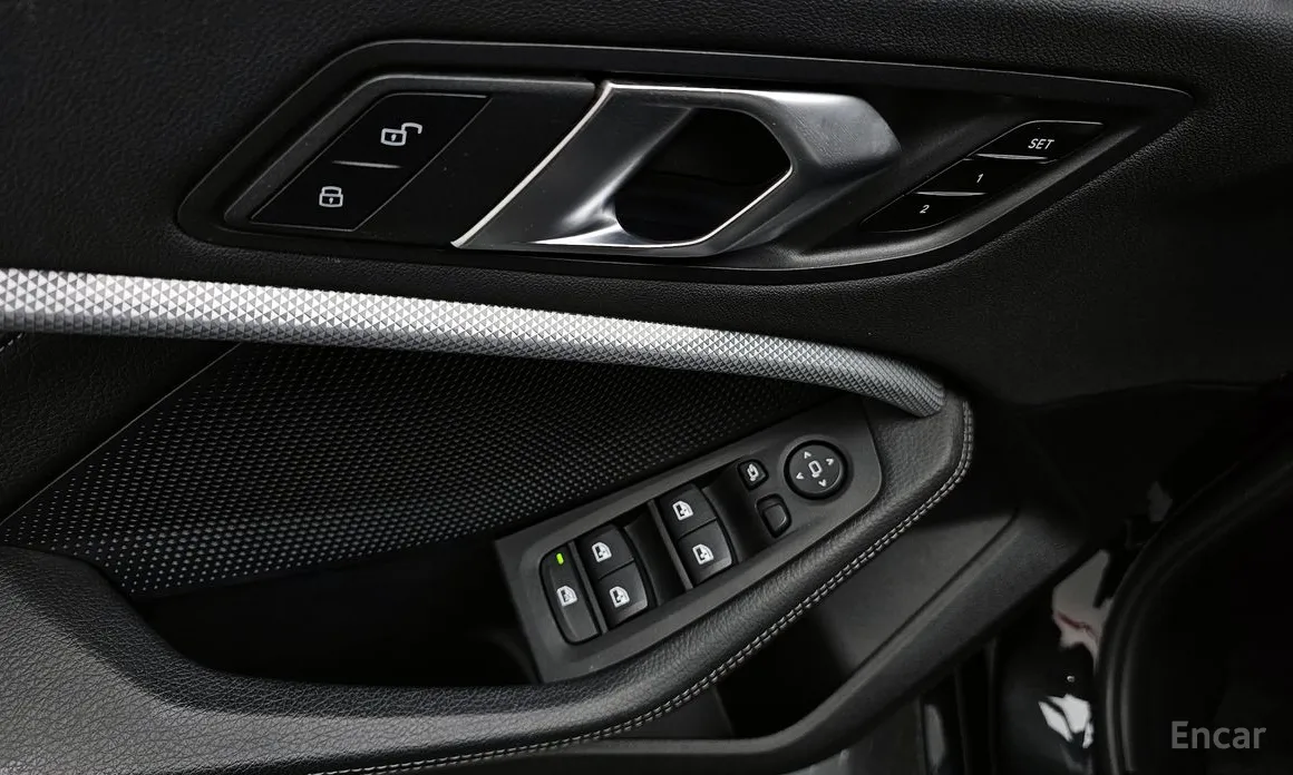 Фото 14 - BMW 1 Series