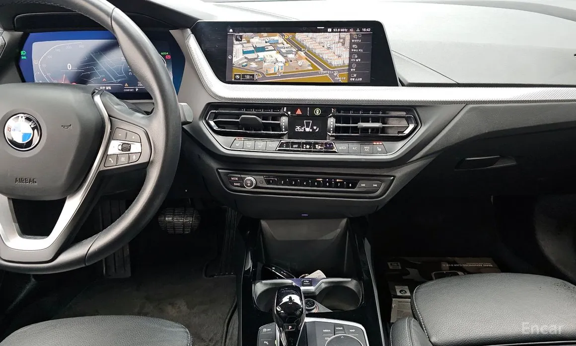 Фото 19 - BMW 1 Series