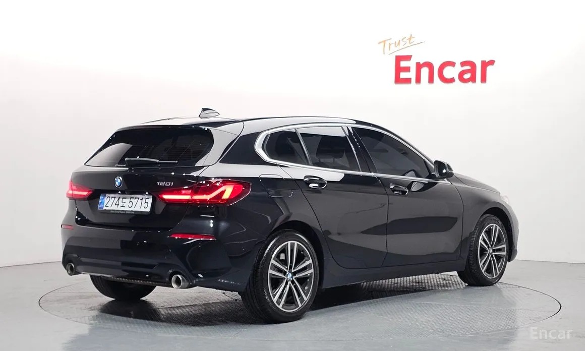 Фото 2 - BMW 1 Series