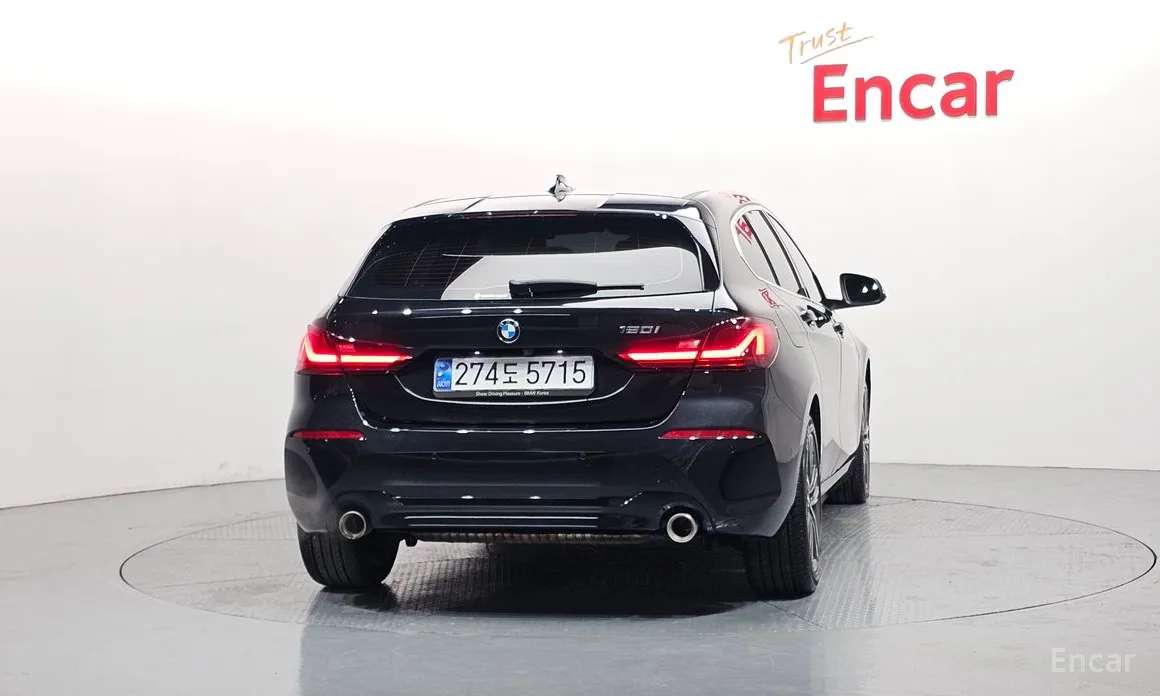 Фото 4 - BMW 1 Series