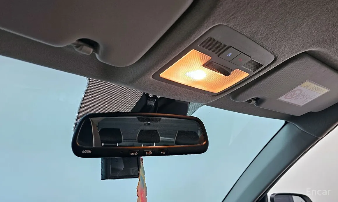 Фото 17 - Hyundai Venue