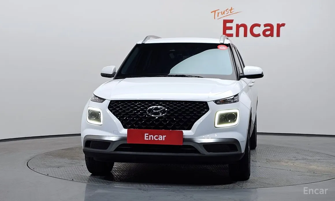 Фото 3 - Hyundai Venue