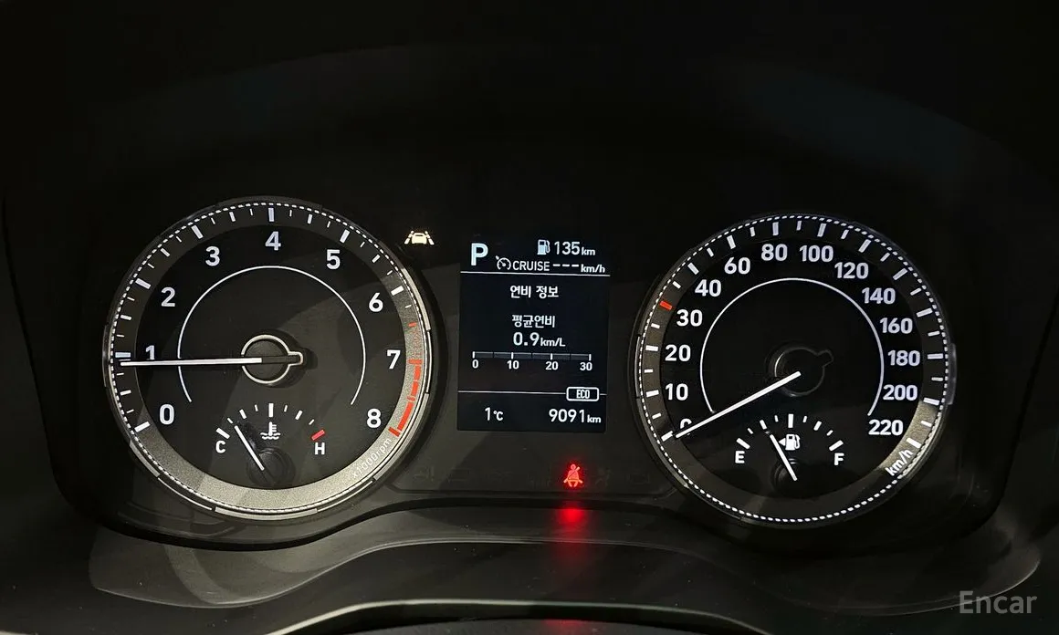 Фото 8 - Hyundai Venue