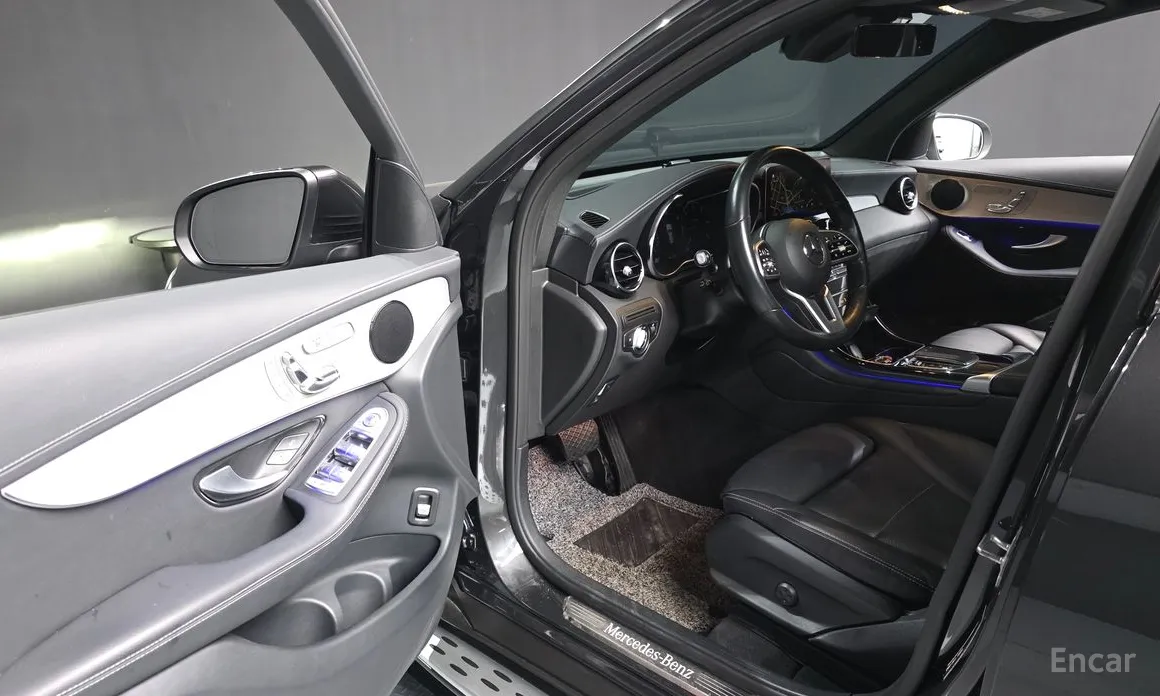 Mercedes-Benz GLC-Class 2016 GLC220 d 4MATIC
