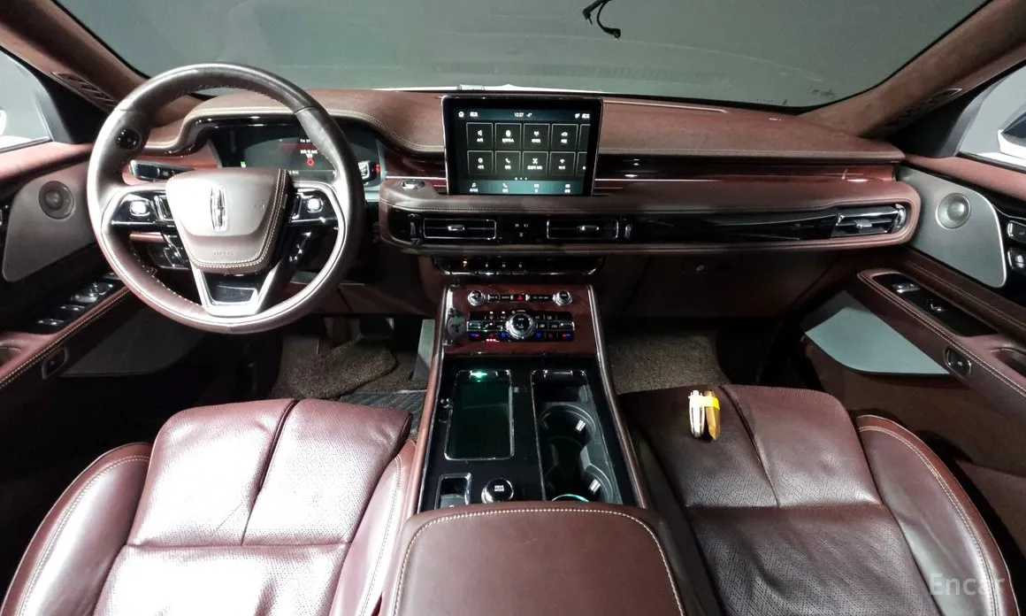 Фото 7 - Lincoln Aviator