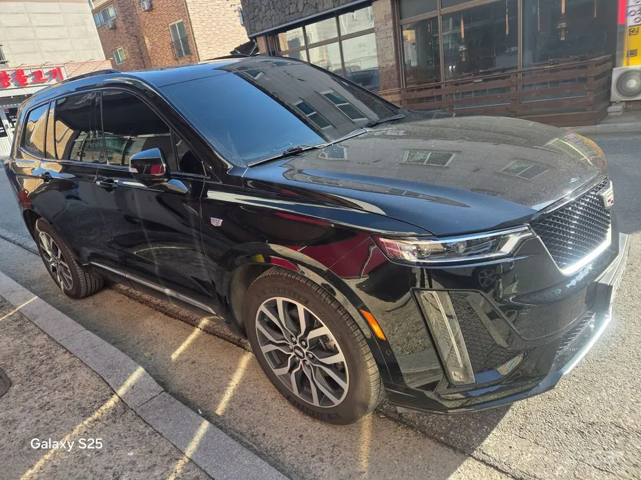 Фото 3 - Cadillac XT6