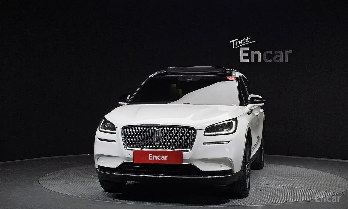 Фото 3 - Lincoln Corsair