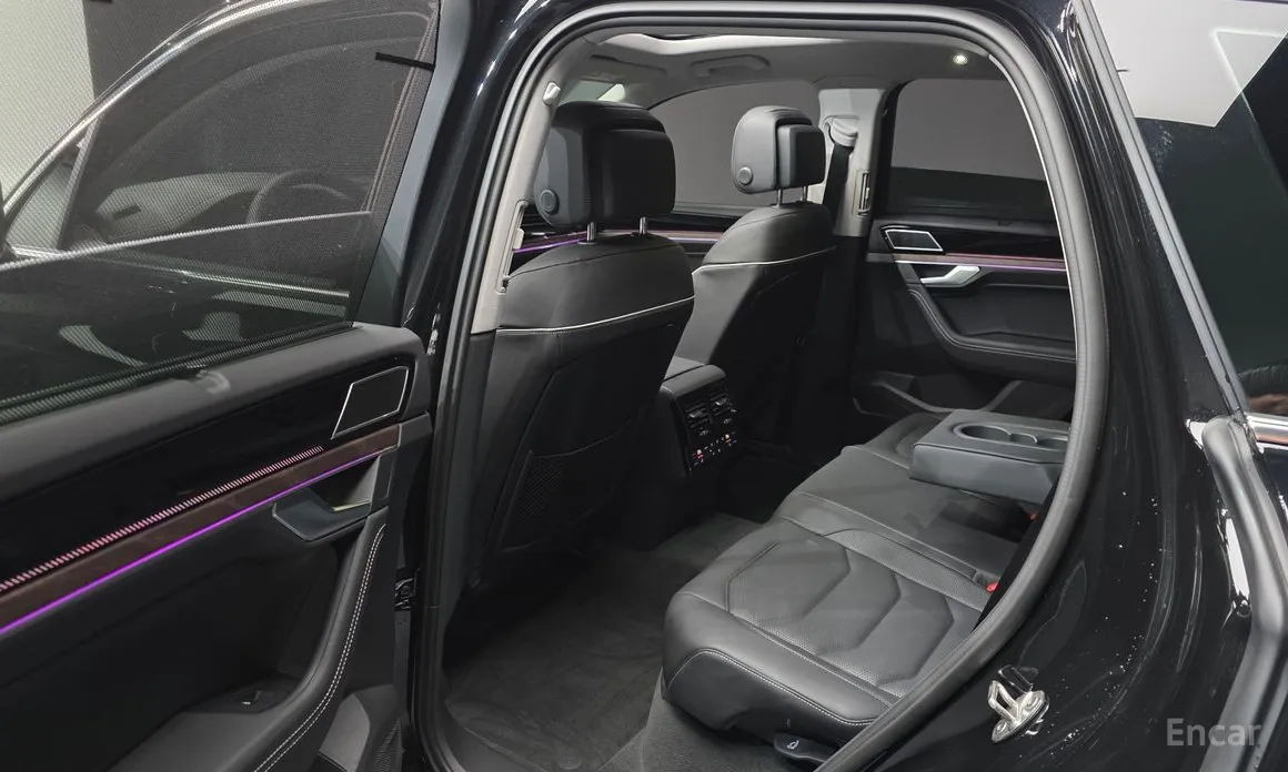 Фото 11 - Volkswagen Touareg