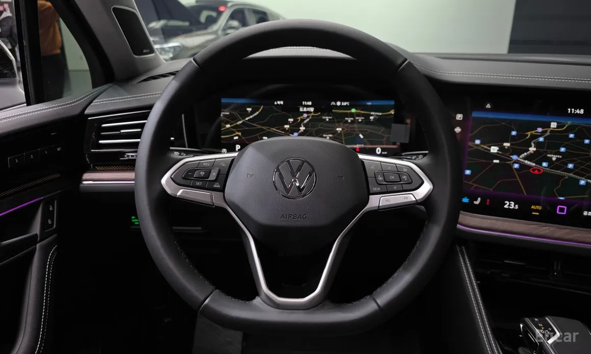 Фото 13 - Volkswagen Touareg