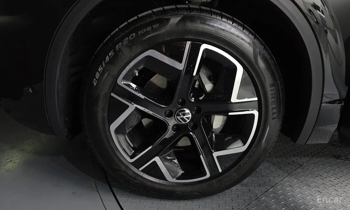 Фото 5 - Volkswagen Touareg