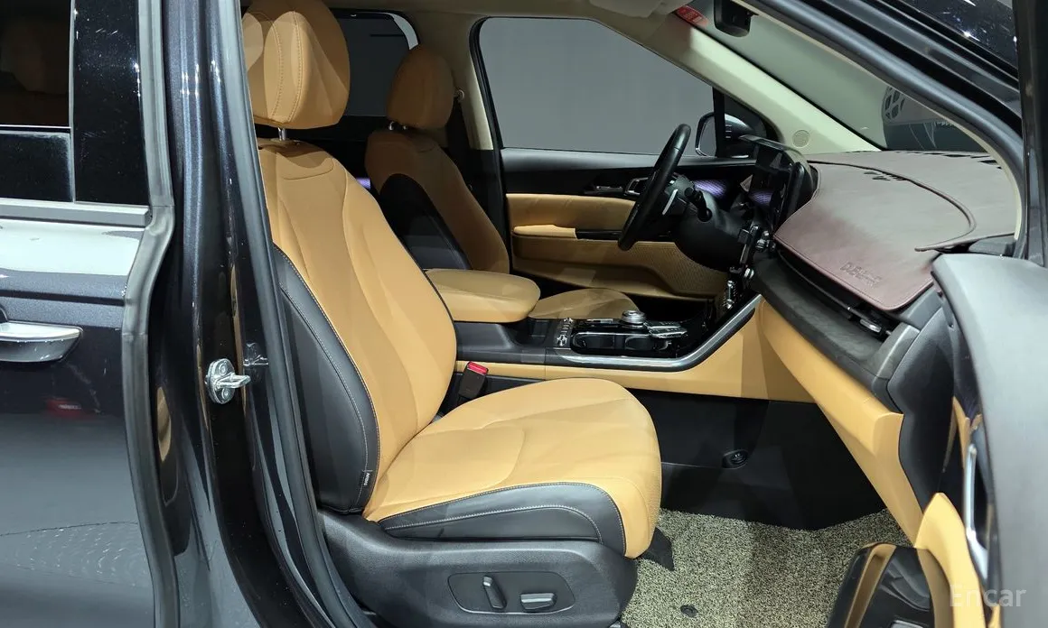 Фото 11 - Kia Carnival