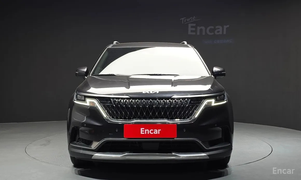 Фото 3 - Kia Carnival