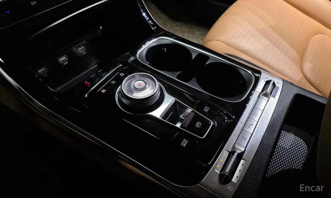 Фото 9 - Kia Carnival