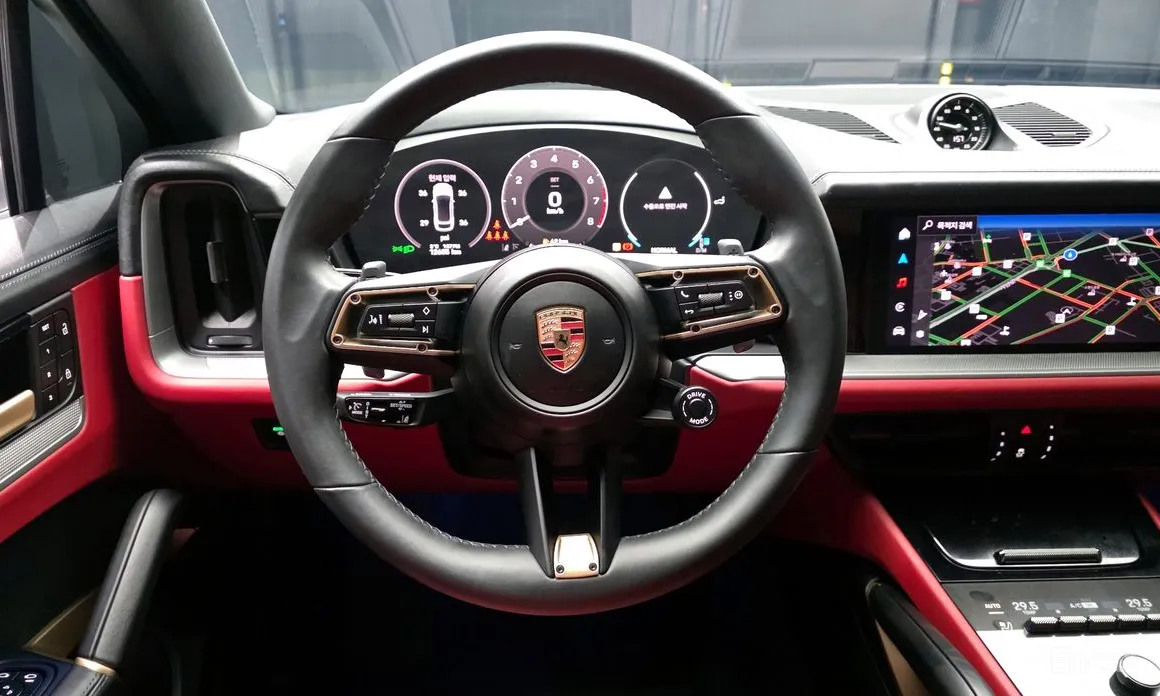 Фото 13 - Porsche Cayenne