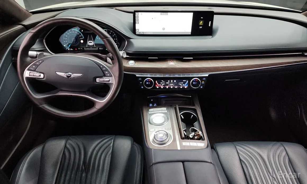 Фото 7 - Genesis G80