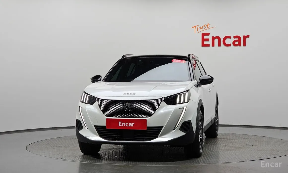 Фото 3 - Peugeot 2008