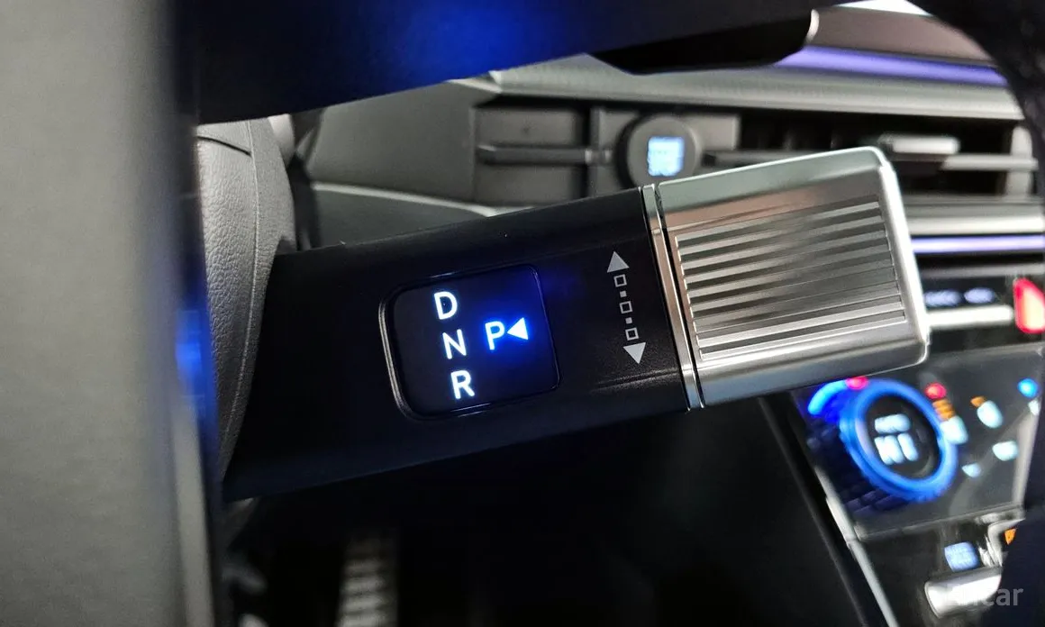 Фото 9 - Hyundai Santa Fe