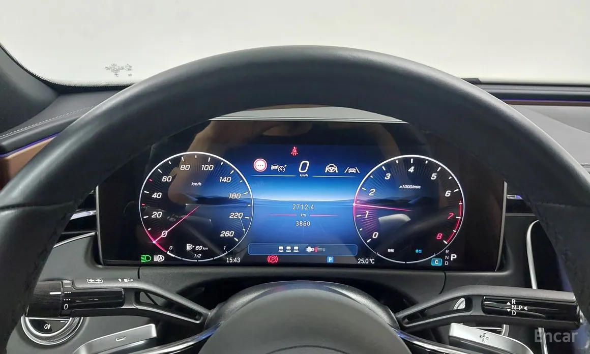 Фото 8 - Mercedes-Benz E-Class