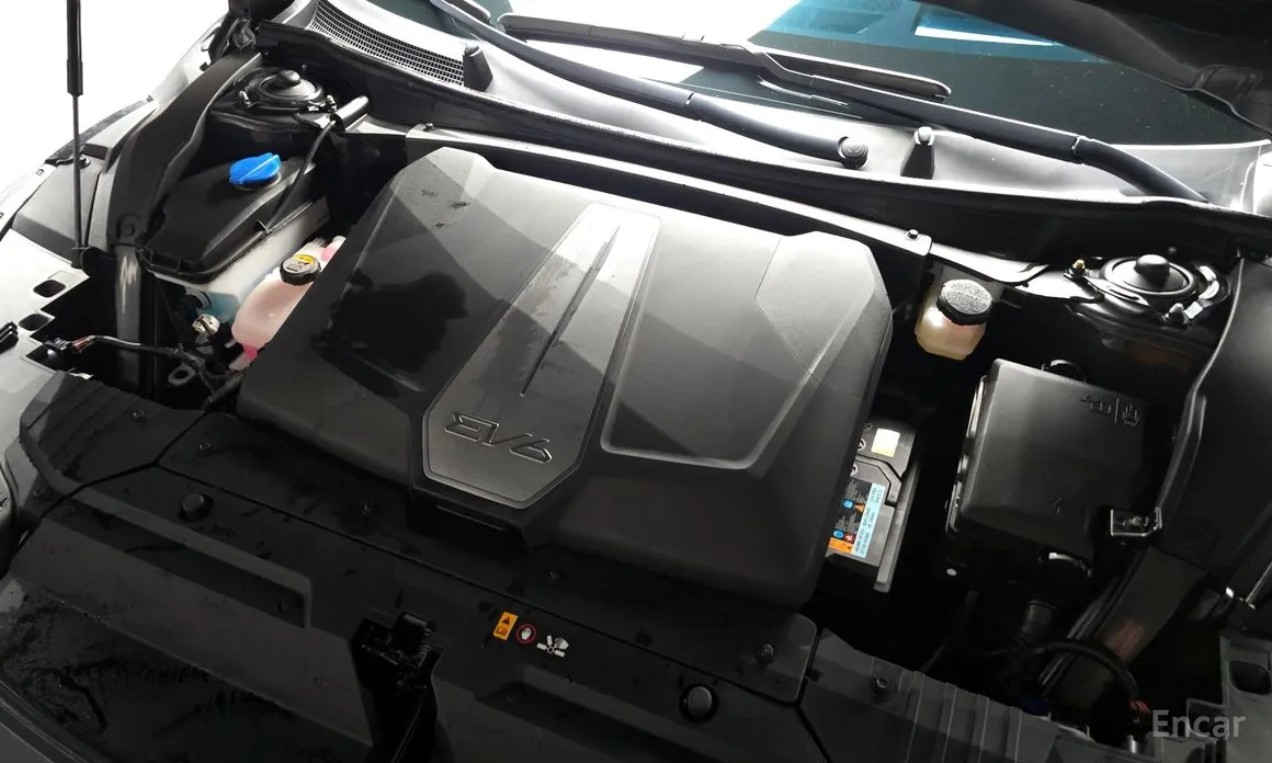 Фото 6 - Kia EV6