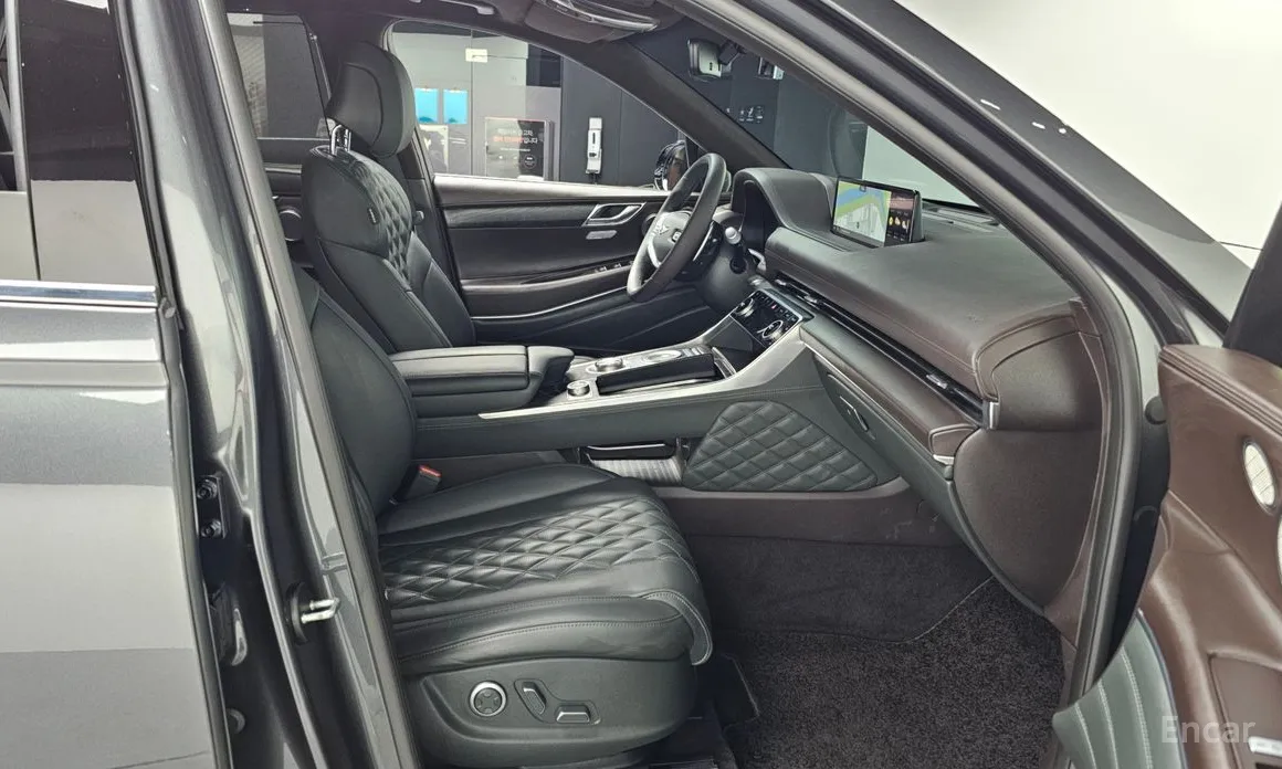 Фото 11 - Genesis GV80