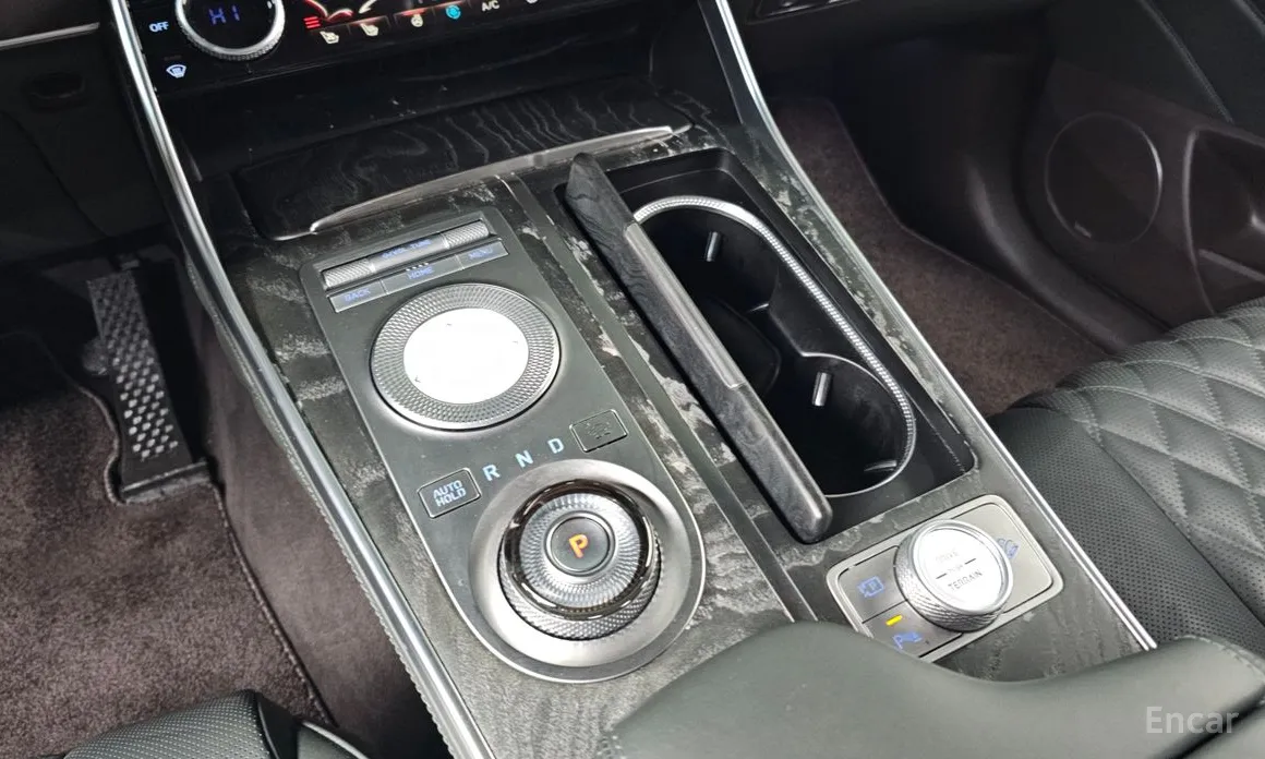 Фото 9 - Genesis GV80