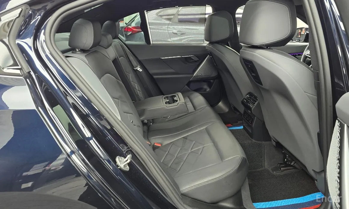 Фото 12 - BMW 5 Series