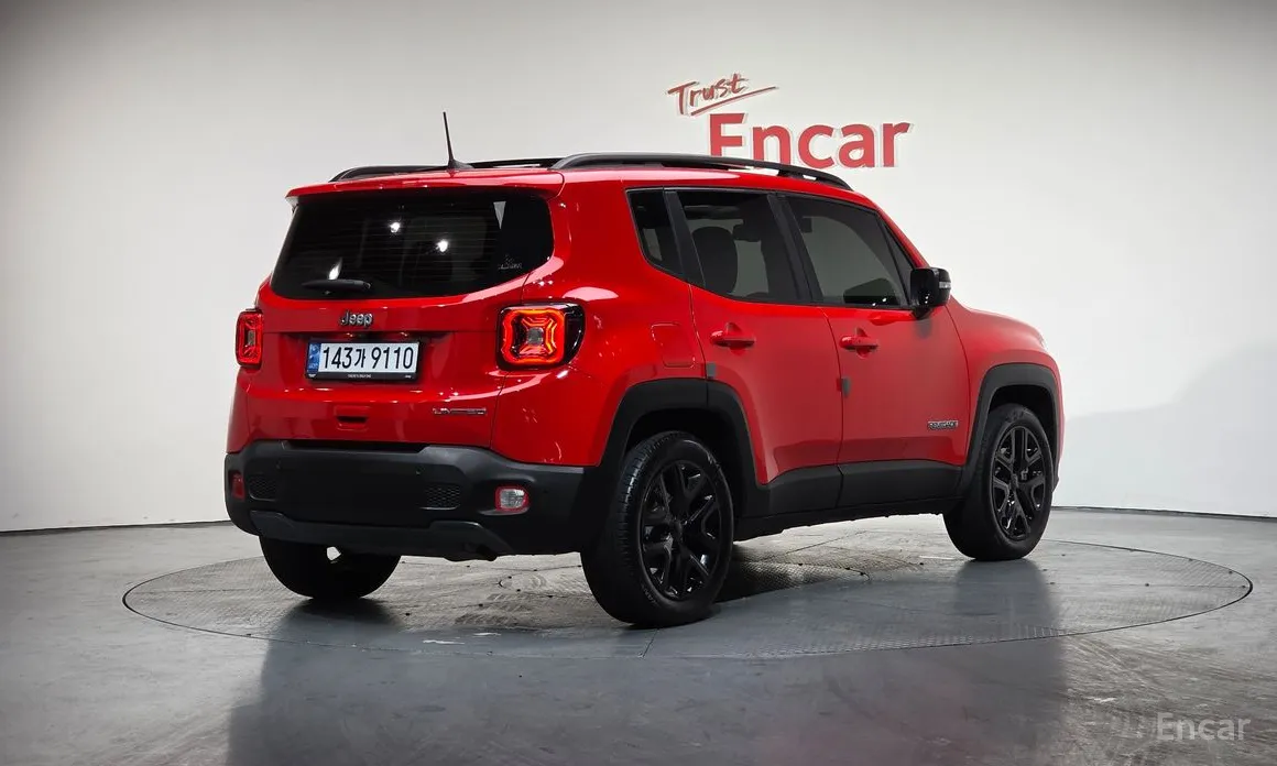 Фото 2 - Jeep Renegade