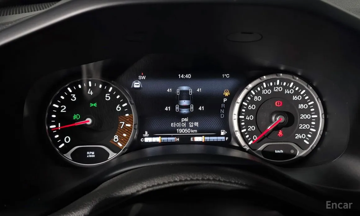 Фото 8 - Jeep Renegade