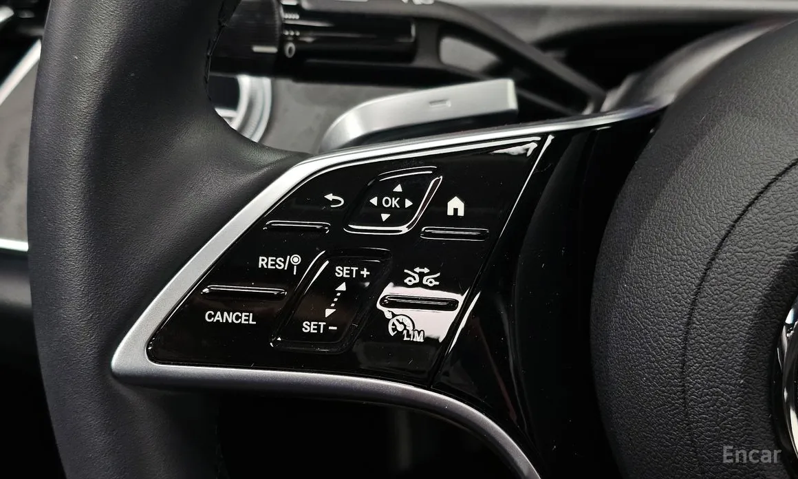 Фото 14 - Mercedes-Benz E-Class