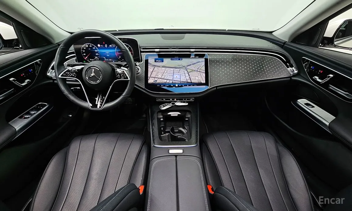 Фото 7 - Mercedes-Benz E-Class